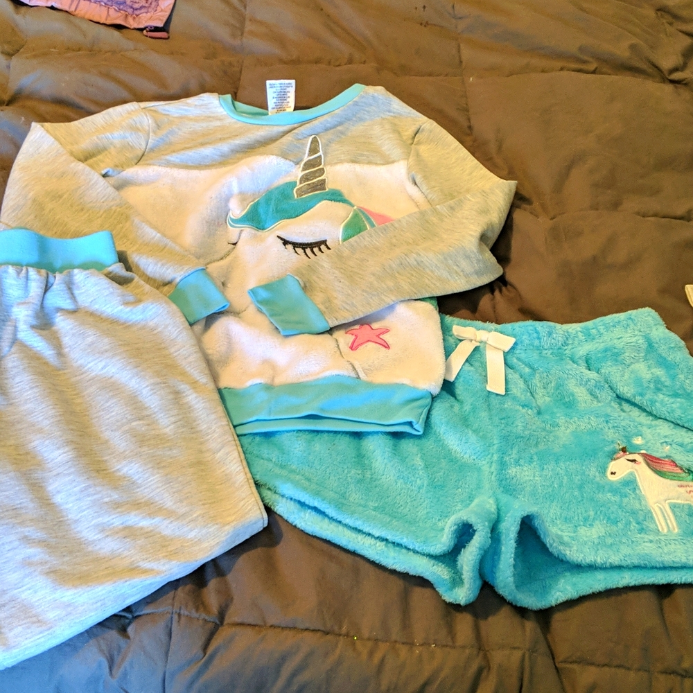 Adorable 3 piece unicorn PJs